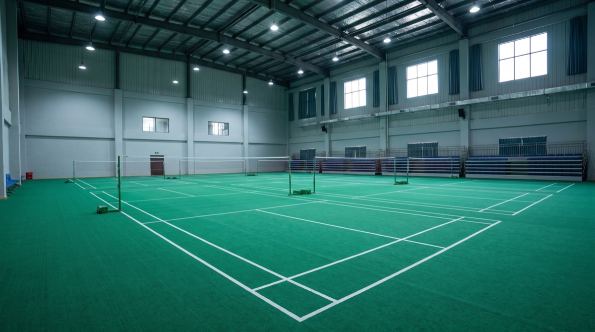 Badmintonové kurty s profesionálním povrchem